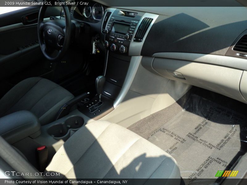 Bright Silver / Gray 2009 Hyundai Sonata GLS