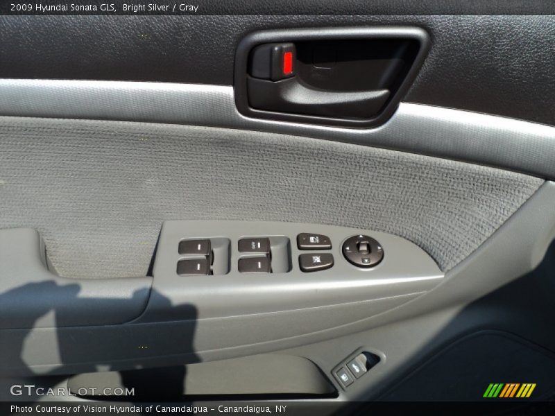 Bright Silver / Gray 2009 Hyundai Sonata GLS