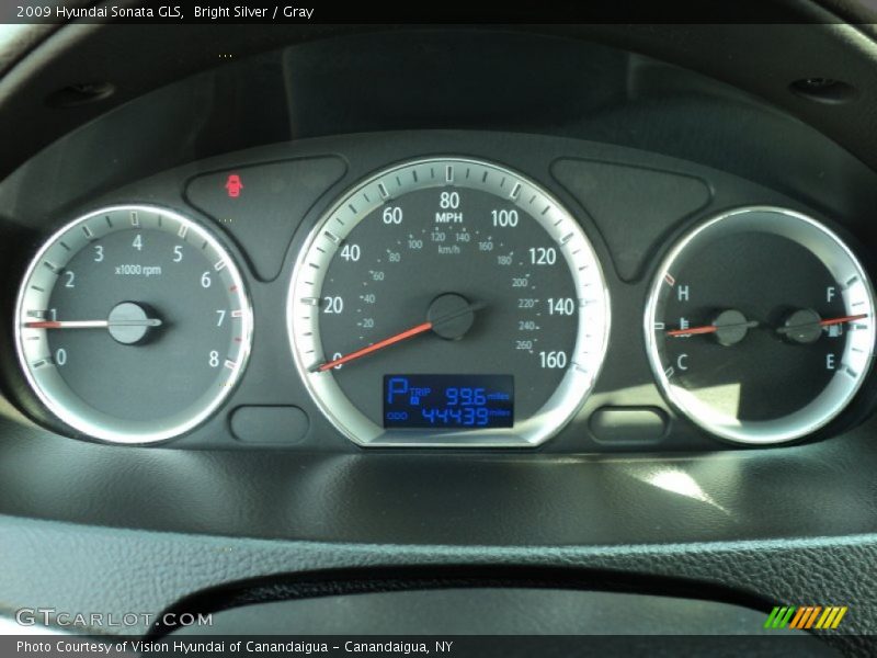 Bright Silver / Gray 2009 Hyundai Sonata GLS
