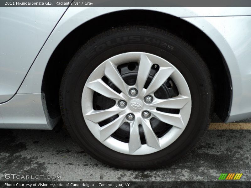 Radiant Silver / Gray 2011 Hyundai Sonata GLS