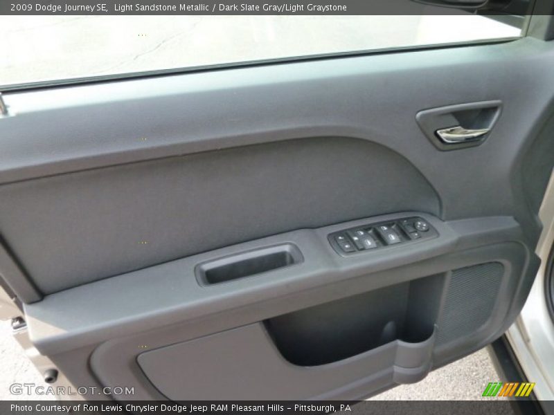 Light Sandstone Metallic / Dark Slate Gray/Light Graystone 2009 Dodge Journey SE