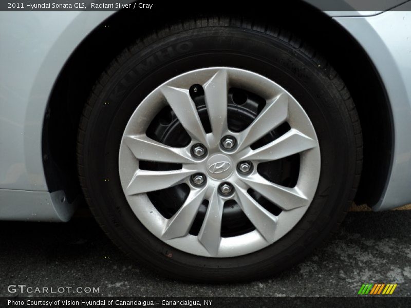 Radiant Silver / Gray 2011 Hyundai Sonata GLS