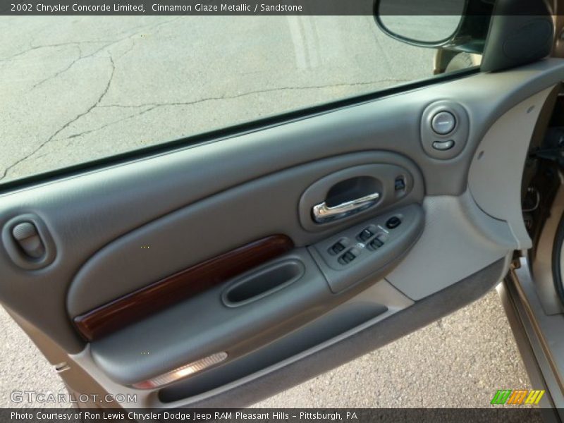 Cinnamon Glaze Metallic / Sandstone 2002 Chrysler Concorde Limited