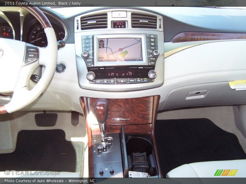Black / Ivory 2011 Toyota Avalon Limited
