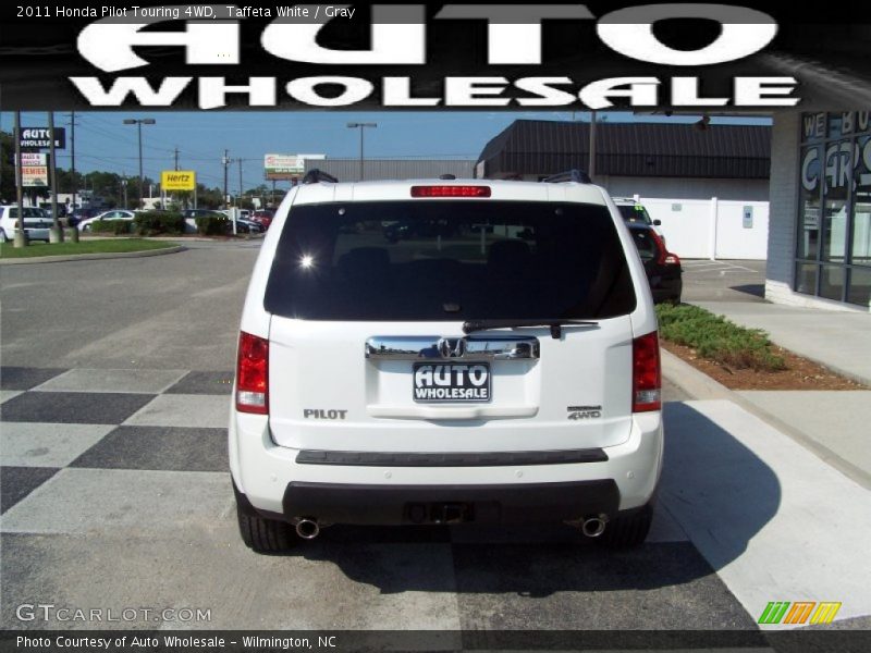 Taffeta White / Gray 2011 Honda Pilot Touring 4WD