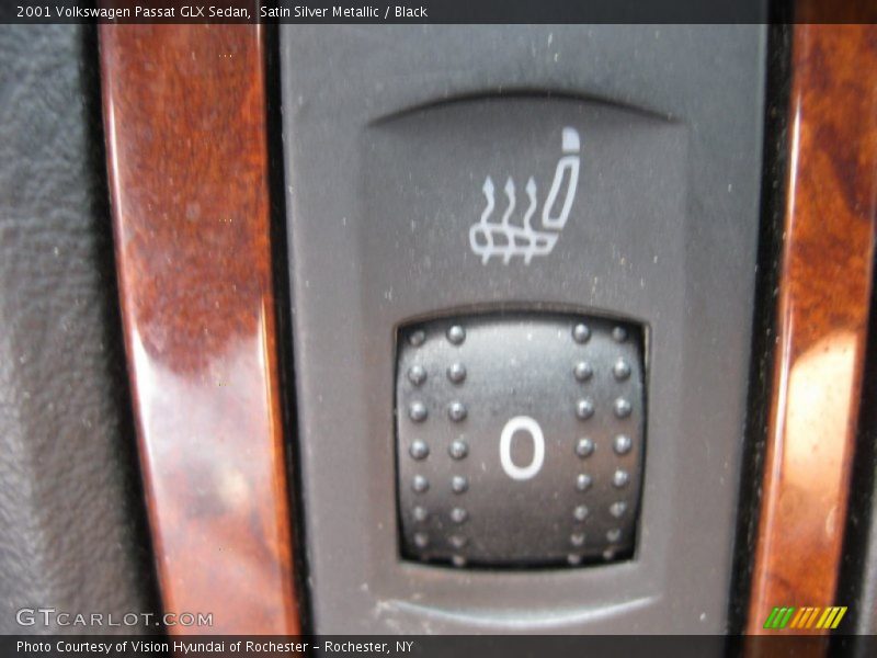 Satin Silver Metallic / Black 2001 Volkswagen Passat GLX Sedan