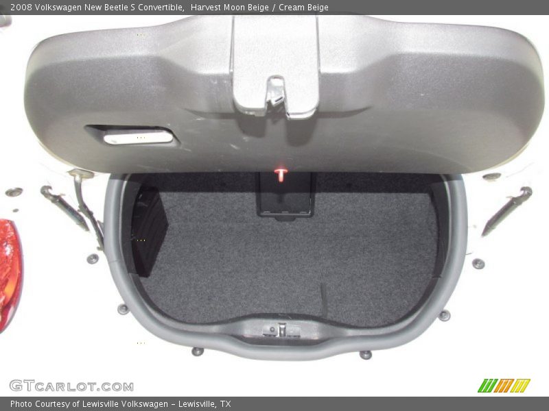  2008 New Beetle S Convertible Trunk