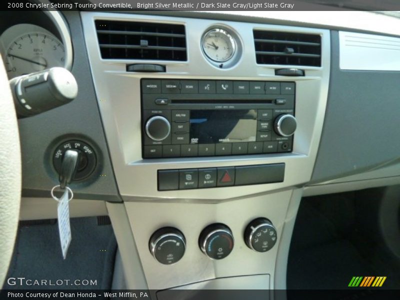 Controls of 2008 Sebring Touring Convertible