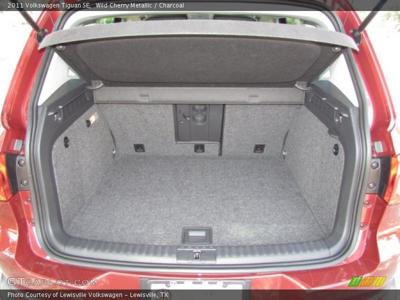 Wild Cherry Metallic / Charcoal 2011 Volkswagen Tiguan SE