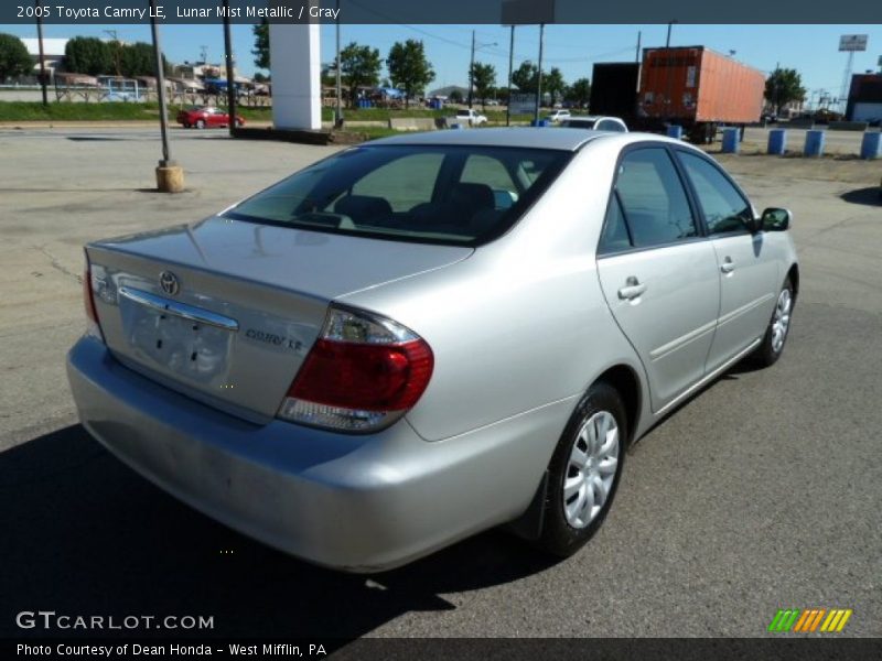 Lunar Mist Metallic / Gray 2005 Toyota Camry LE