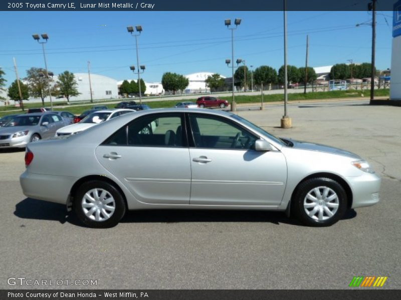 Lunar Mist Metallic / Gray 2005 Toyota Camry LE