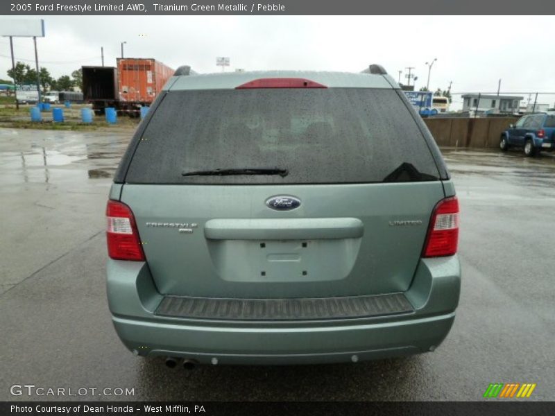 Titanium Green Metallic / Pebble 2005 Ford Freestyle Limited AWD