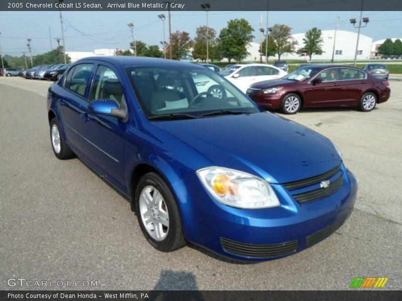 Arrival Blue Metallic / Gray 2005 Chevrolet Cobalt LS Sedan
