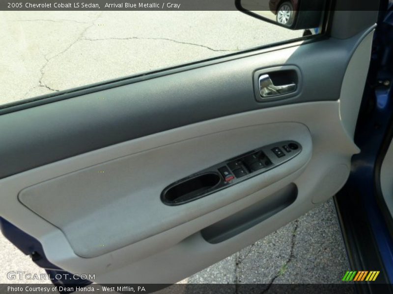 Arrival Blue Metallic / Gray 2005 Chevrolet Cobalt LS Sedan