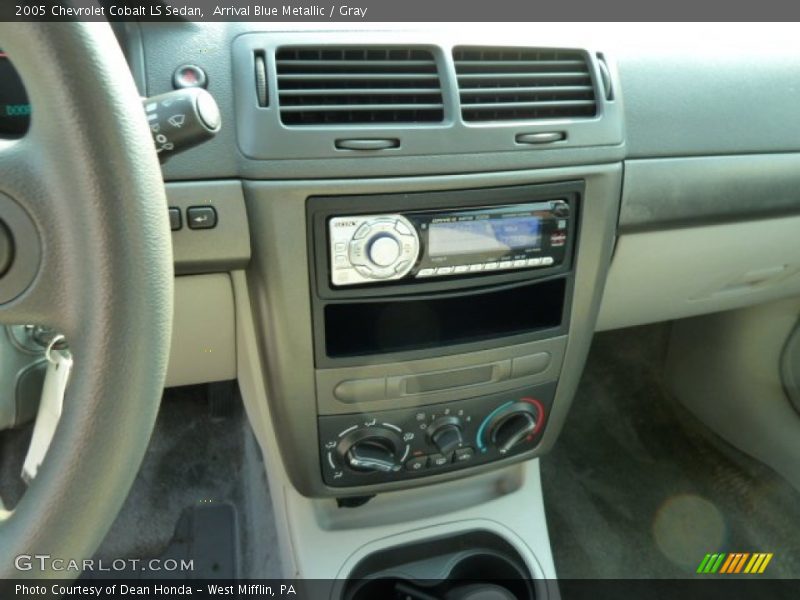 Arrival Blue Metallic / Gray 2005 Chevrolet Cobalt LS Sedan
