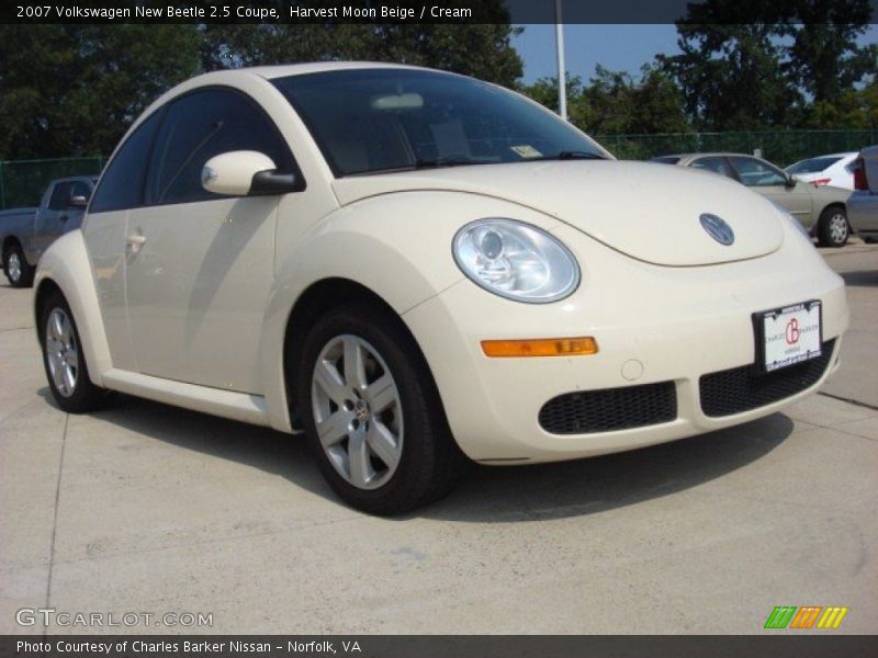 Harvest Moon Beige / Cream 2007 Volkswagen New Beetle 2.5 Coupe