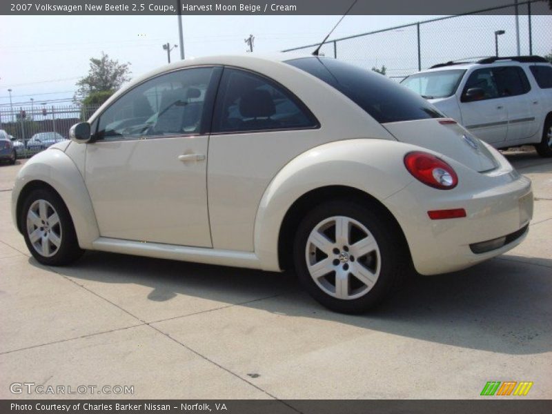 Harvest Moon Beige / Cream 2007 Volkswagen New Beetle 2.5 Coupe