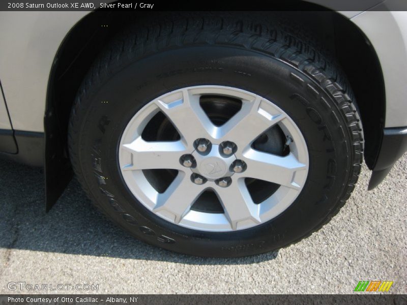  2008 Outlook XE AWD Wheel