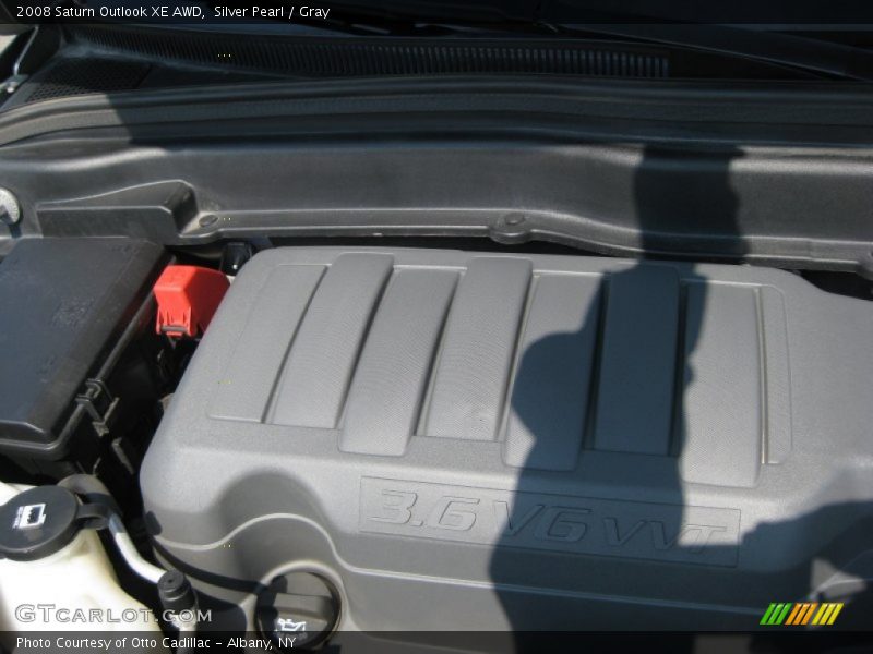 Silver Pearl / Gray 2008 Saturn Outlook XE AWD
