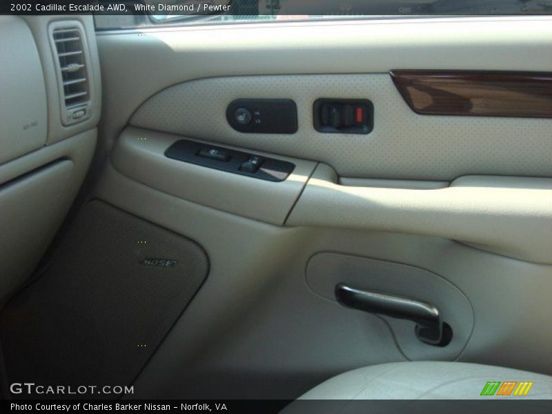 White Diamond / Pewter 2002 Cadillac Escalade AWD