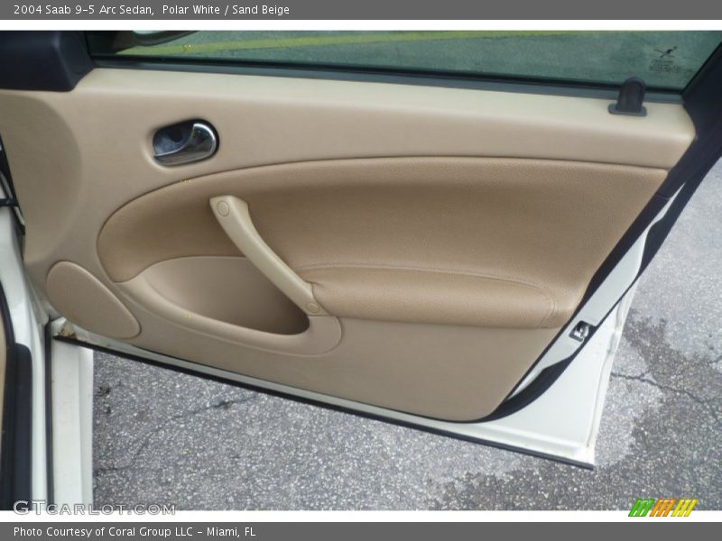 Door Panel of 2004 9-5 Arc Sedan