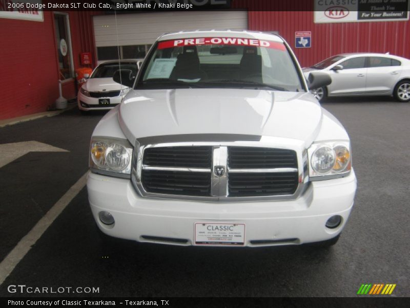 Bright White / Khaki Beige 2006 Dodge Dakota SLT Club Cab