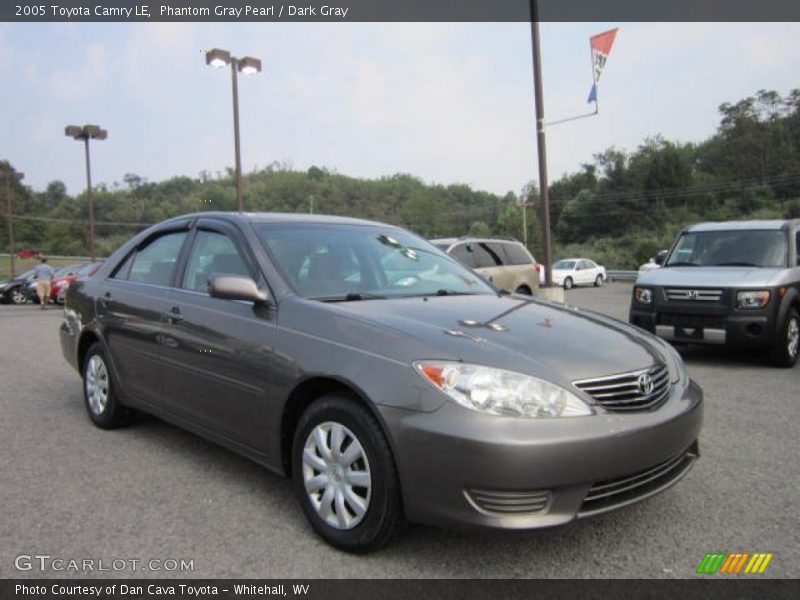 Phantom Gray Pearl / Dark Gray 2005 Toyota Camry LE