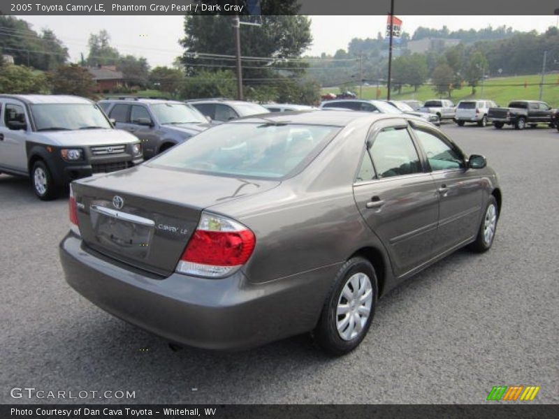Phantom Gray Pearl / Dark Gray 2005 Toyota Camry LE