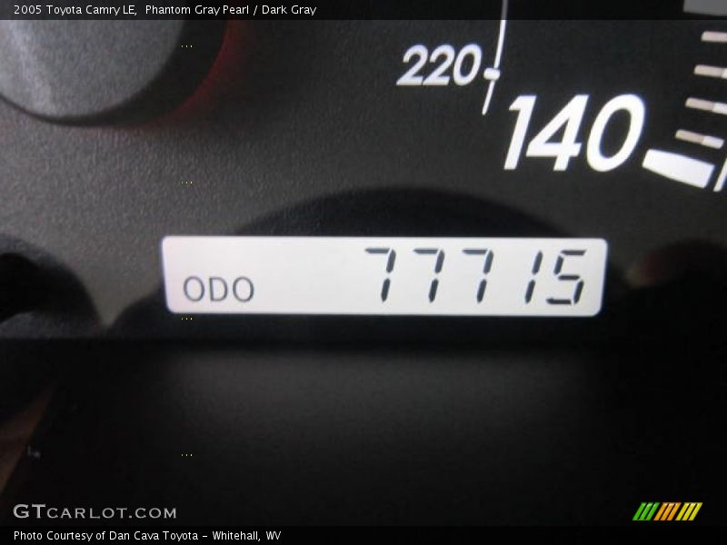 Phantom Gray Pearl / Dark Gray 2005 Toyota Camry LE