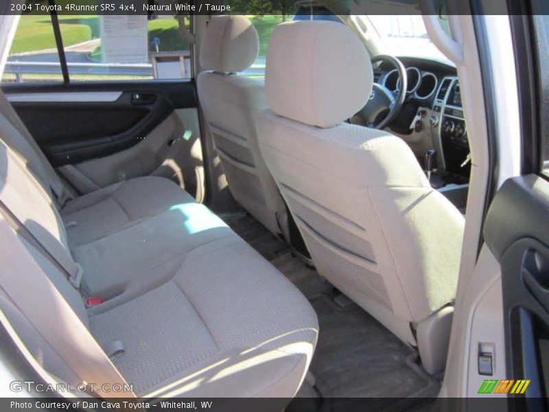 Natural White / Taupe 2004 Toyota 4Runner SR5 4x4