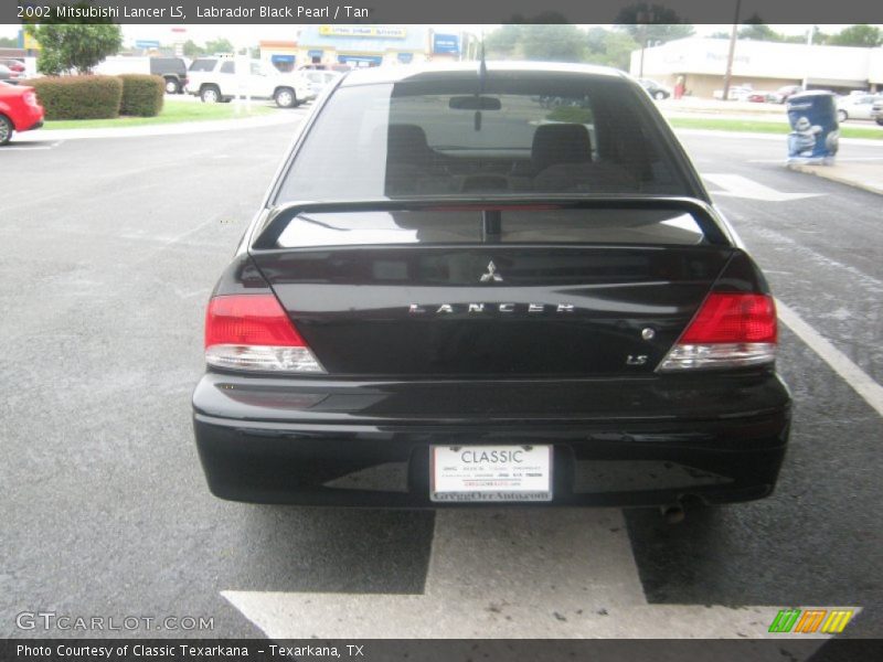Labrador Black Pearl / Tan 2002 Mitsubishi Lancer LS