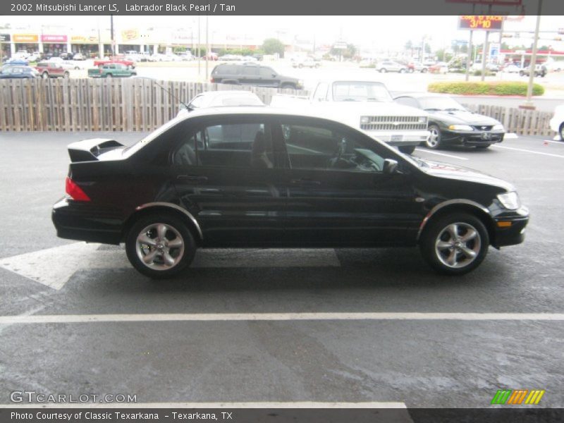 Labrador Black Pearl / Tan 2002 Mitsubishi Lancer LS