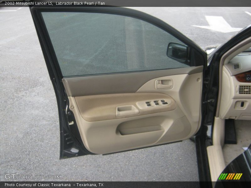 Labrador Black Pearl / Tan 2002 Mitsubishi Lancer LS