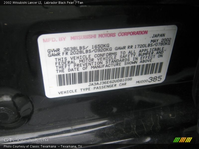 Labrador Black Pearl / Tan 2002 Mitsubishi Lancer LS