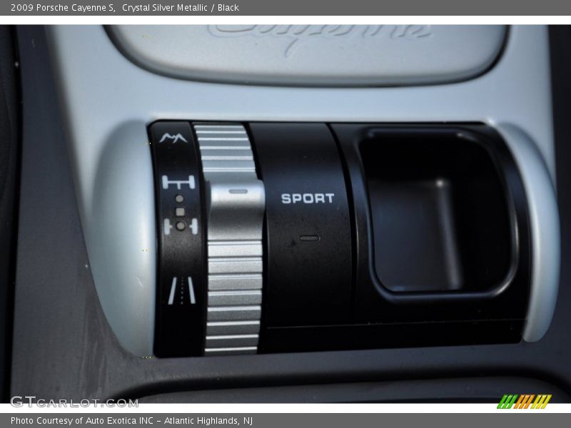 Crystal Silver Metallic / Black 2009 Porsche Cayenne S