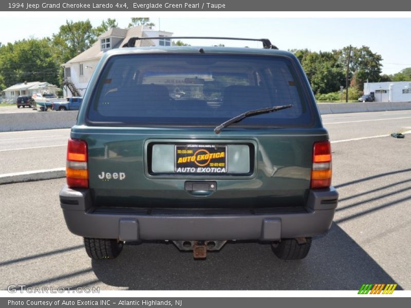 Everglade Green Pearl / Taupe 1994 Jeep Grand Cherokee Laredo 4x4