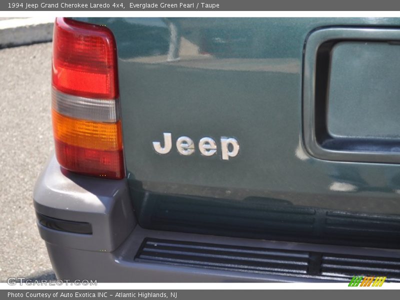 Everglade Green Pearl / Taupe 1994 Jeep Grand Cherokee Laredo 4x4