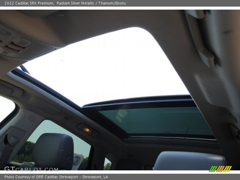 Sunroof of 2012 SRX Premium