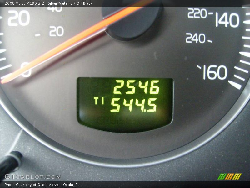 Silver Metallic / Off Black 2008 Volvo XC90 3.2