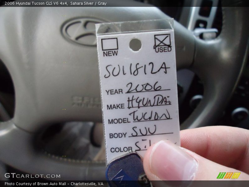 Sahara Silver / Gray 2006 Hyundai Tucson GLS V6 4x4