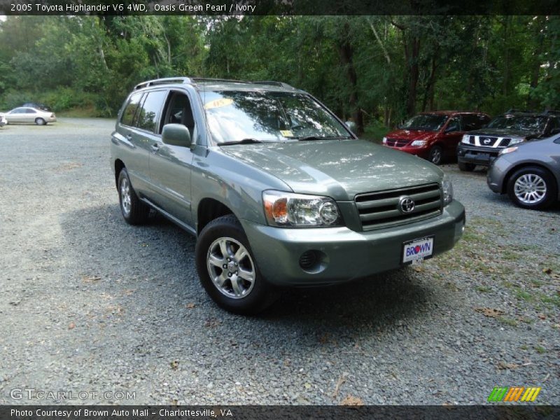Oasis Green Pearl / Ivory 2005 Toyota Highlander V6 4WD