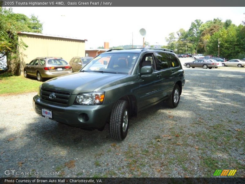Oasis Green Pearl / Ivory 2005 Toyota Highlander V6 4WD