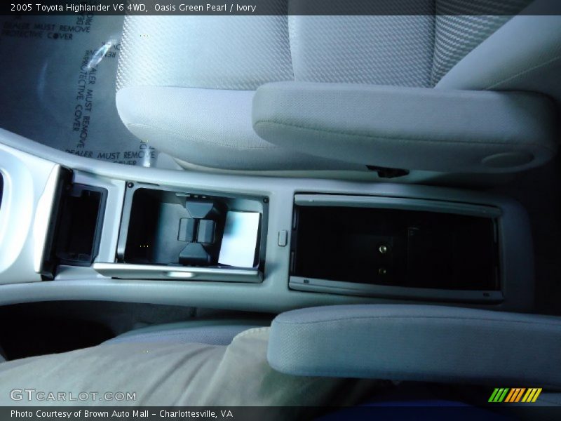 Oasis Green Pearl / Ivory 2005 Toyota Highlander V6 4WD