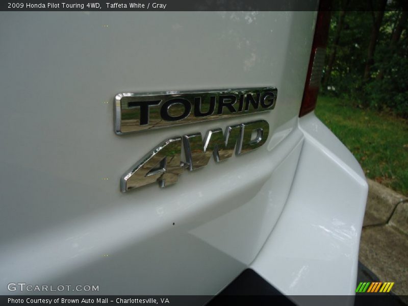 Taffeta White / Gray 2009 Honda Pilot Touring 4WD