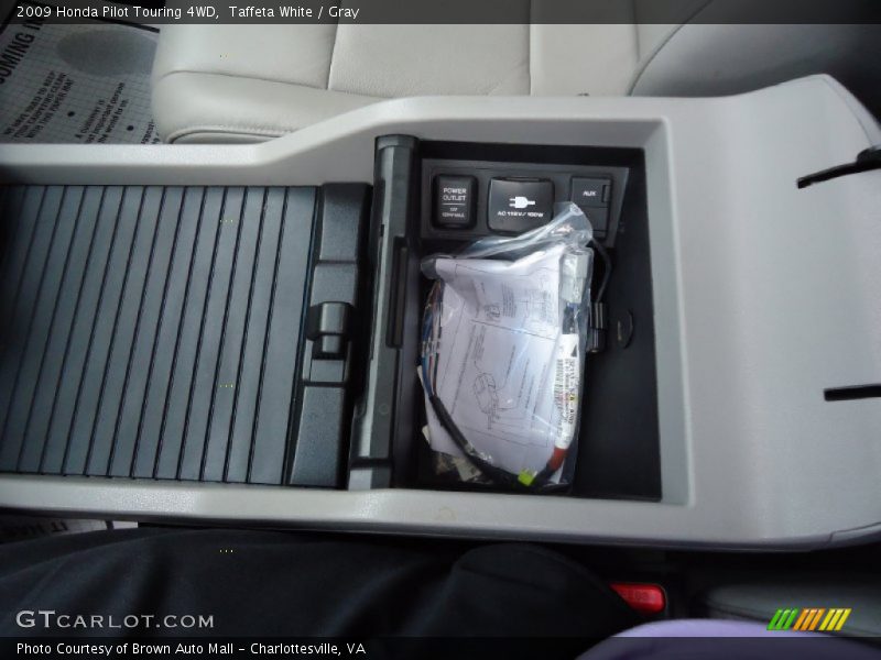 Taffeta White / Gray 2009 Honda Pilot Touring 4WD