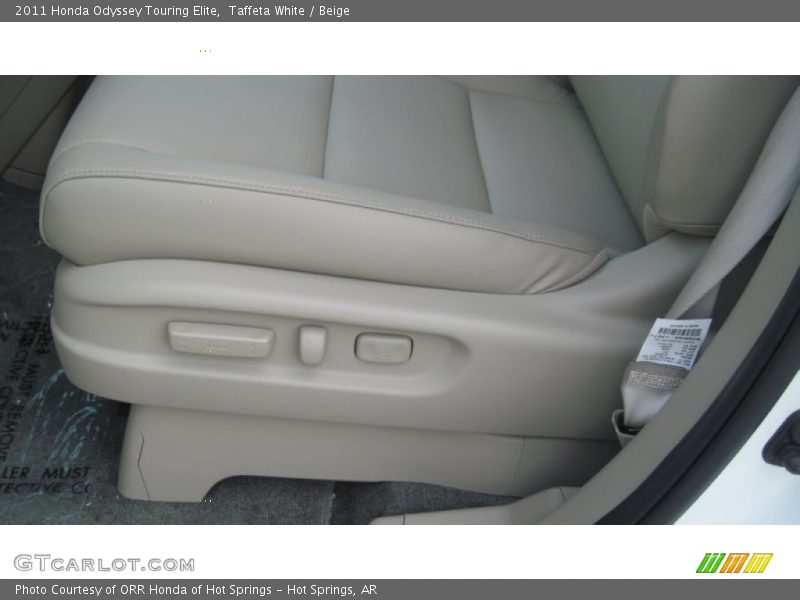 Taffeta White / Beige 2011 Honda Odyssey Touring Elite