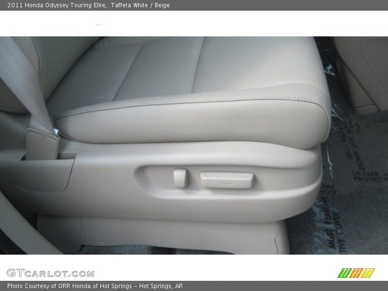 Taffeta White / Beige 2011 Honda Odyssey Touring Elite