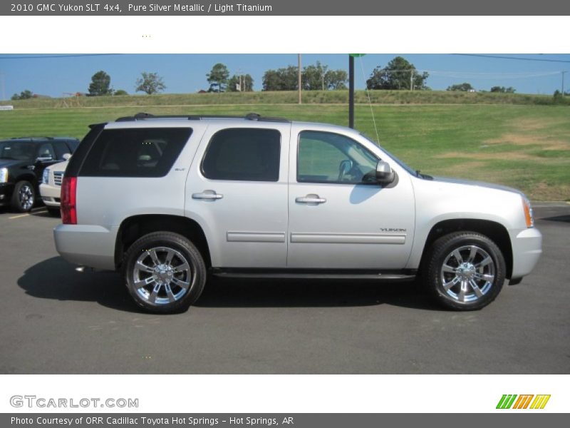 Pure Silver Metallic / Light Titanium 2010 GMC Yukon SLT 4x4