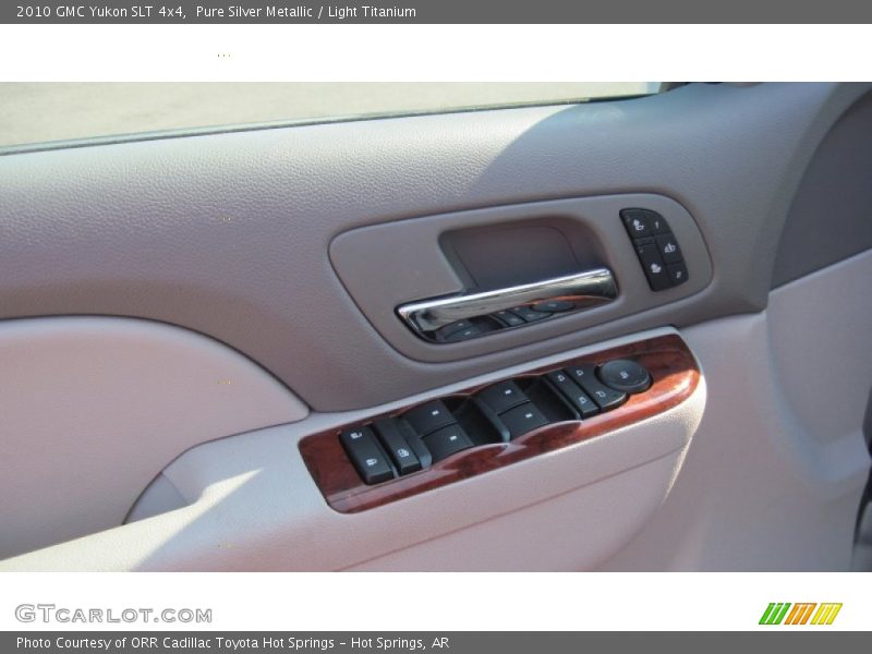Pure Silver Metallic / Light Titanium 2010 GMC Yukon SLT 4x4