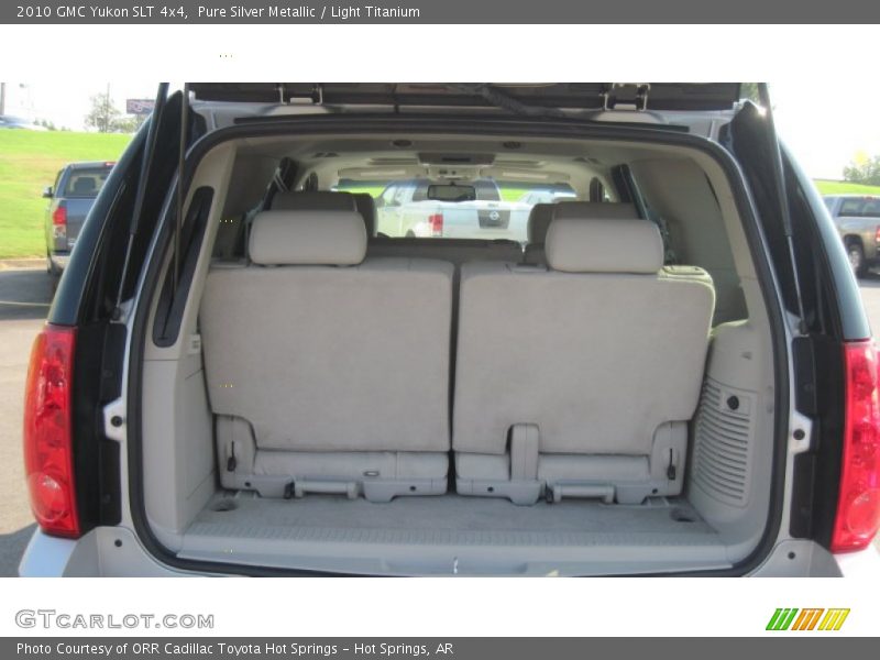 Pure Silver Metallic / Light Titanium 2010 GMC Yukon SLT 4x4